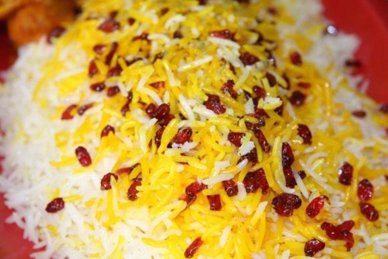 Шафран в плов. Иранский шафрановый рис. Иранский рис басмати. Iranian dishes рис. Шафран для плова.
