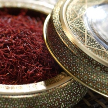 Saffron in Khatam Like Package_Persian Souvenir