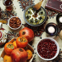 aash reshteh-Yalda Costums